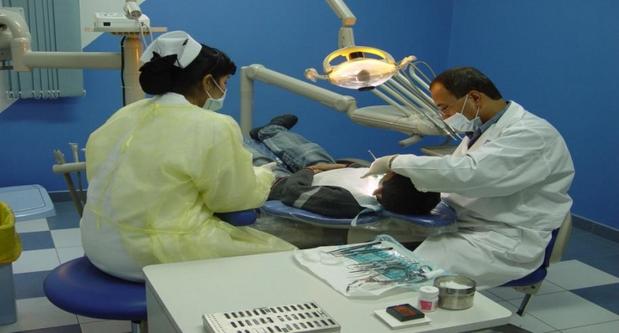 four-handed-dentistry.jpg
